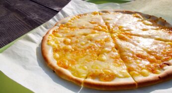 金柑ピザ!?大自然の中にある農家カフェ風の道-高千穂町/ピザ
