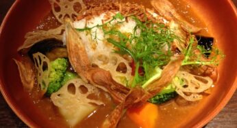 宮崎野菜の旨味を閉じ込めたカレー。夜はイタリアンに大変身-KUH/宮崎市