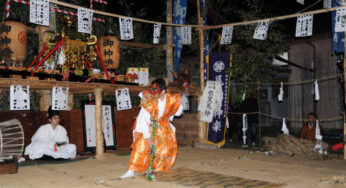 大淀河畔のホテル街で夜神楽の奉納があるよ!