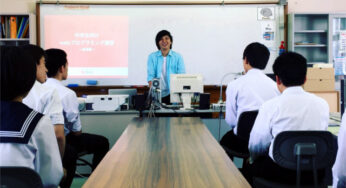 僻地の中学校で行われた 「プログラミング教室」の秘密に密着!!