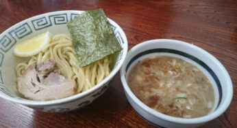 【開店】自家製麺に豚骨魚介スープが絡むつけ麺・らーめん「しば田製麺所」/新富町