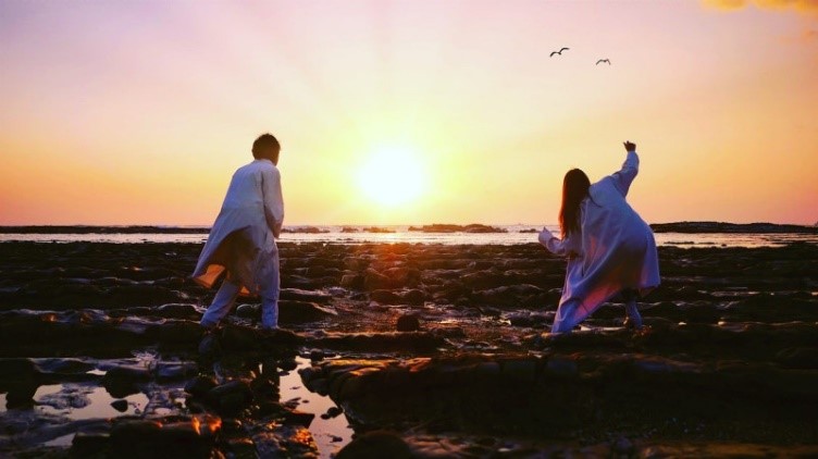 鬼の洗濯岩の上で