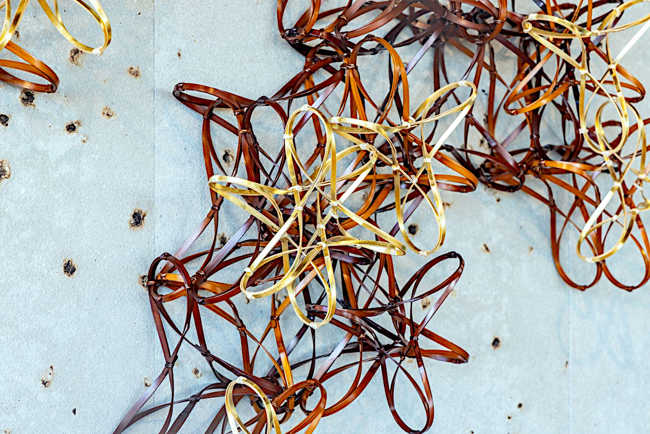 中臣一氏作バンブーアート「8祝ぐ」