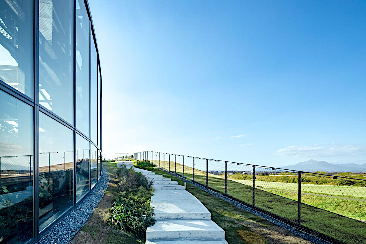 屋上庭園「見晴らしの丘」