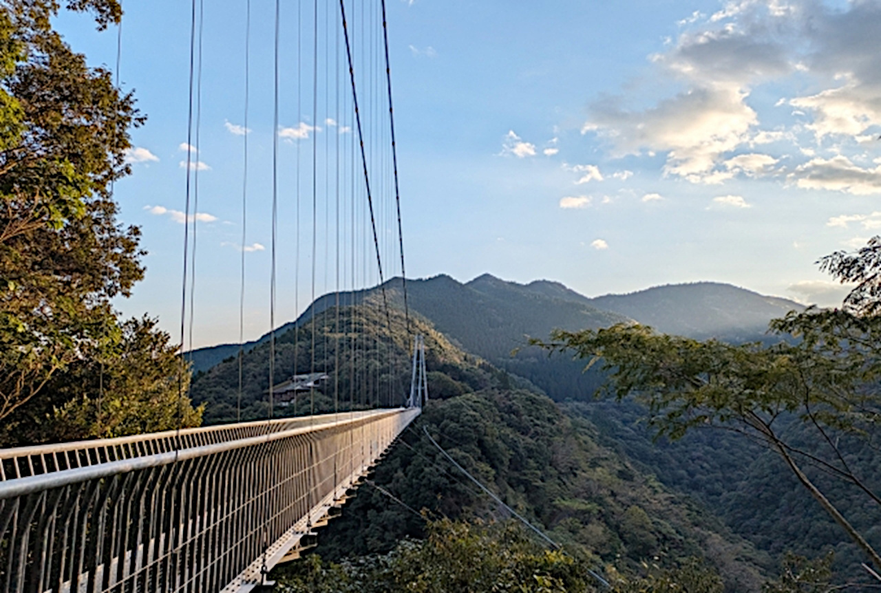 照葉大吊橋