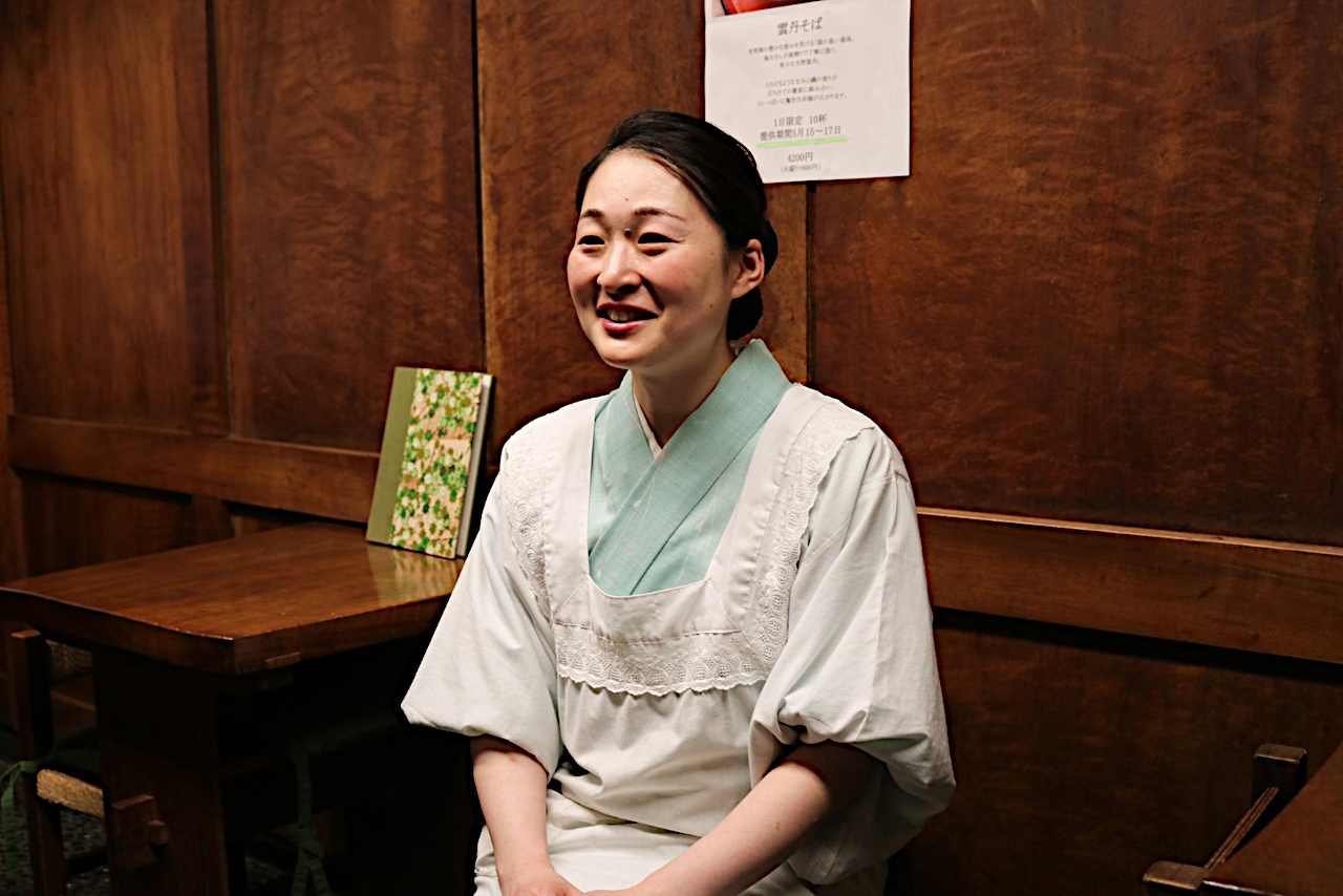 新代表の谷口凡子さん
