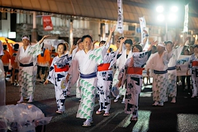 市民総踊り