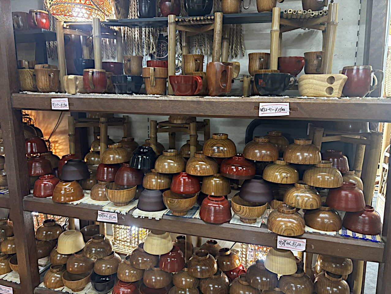 木製のお椀やカップ